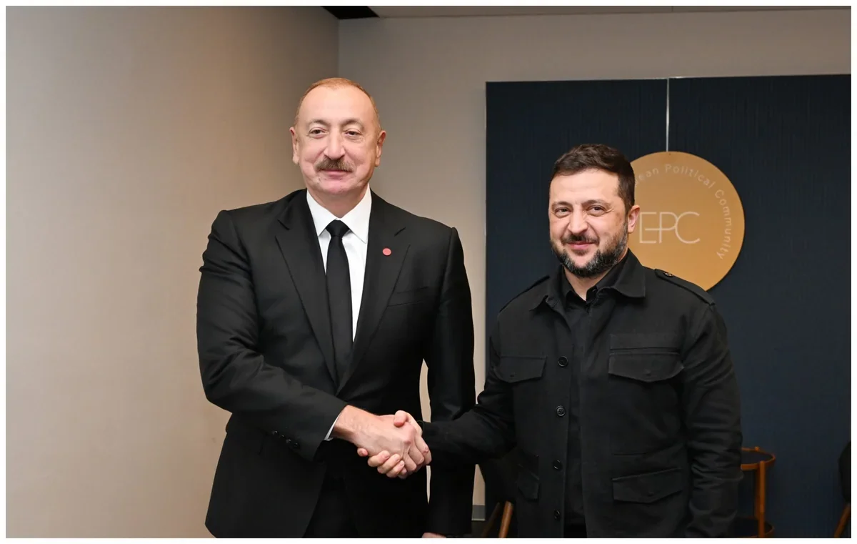 Volodimir Zelenski İlham Əliyevə zəng edib
