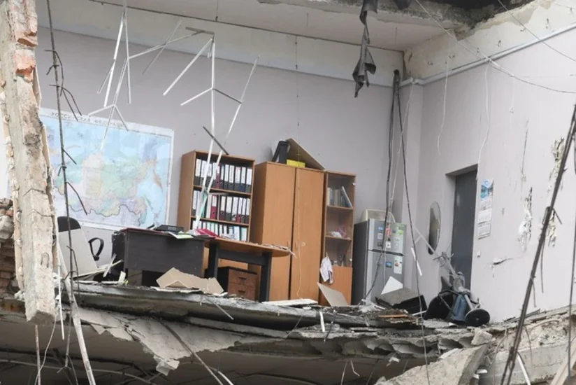 В Екатеринбурге обрушилась часть кровли колледжа, эвакуированы 97 человек