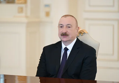 Ильхам Алиев принял делегацию во главе с президентом группы ИБР
