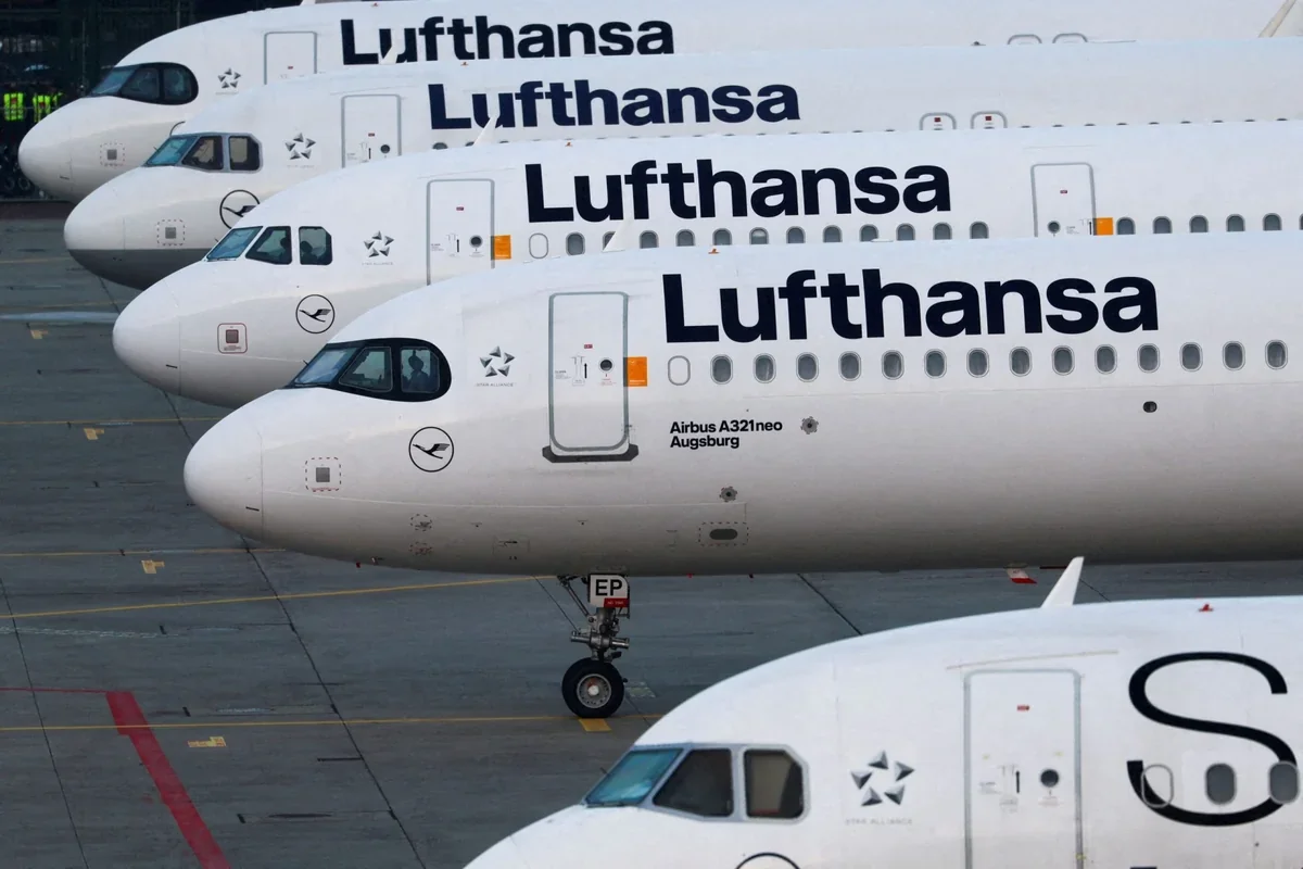 Lufthansa заявила о рисках для финансовых показателей из-за ситуации на Ближнем Востоке