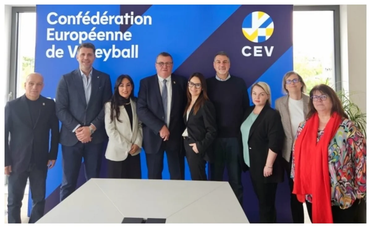 Zöhrab Gözəlbəyli CEV-in Maliyyə Komissiyasının iclasında iştirak edib