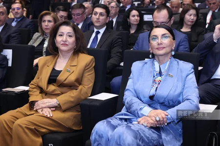 Heydər Əliyevin anadan olmasının 103-cü ildönümünə həsr edilən tədbir keçirilib