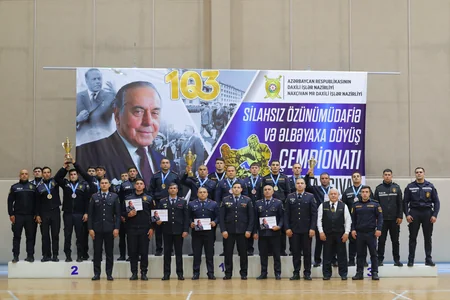 Naxçıvanda polis əməkdaşları arasında əlbəyaxa döyüş üzrə çempionat keçirilib