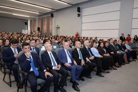 Ən yaxşı təqdimat müsabiqəsinin qaliblərinin mükafatlandırma mərasimi keçirilib