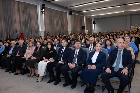 Ən yaxşı təqdimat müsabiqəsinin qaliblərinin mükafatlandırma mərasimi keçirilib