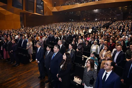 Azərbaycan Həmkarlar İttifaqları Konfederasiyasının təşkilatçılığı ilə Ümummilli Lider Heydər Əliyevin xatirəsinə həsr olunmuş tədbir keçirilib