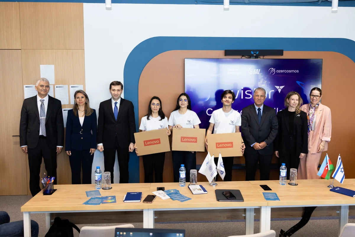 Vistar Mükəmməllik Mərkəzində ikinci dalğanın Məzun günü keçirilib
