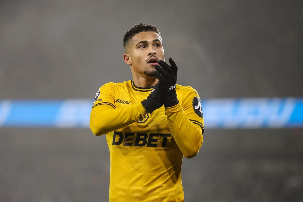 Atlético Madrid in talks to sign Wolves' João Gomes