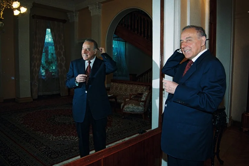 Heydər Əliyevin fotoqrafı: İşində necə tələbkar idisə, fotolarına da elə yanaşırdı – MÜSAHİBƏ