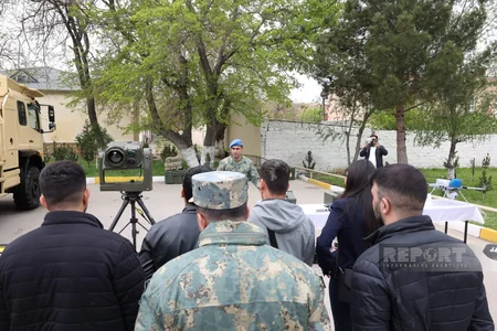 Azerbaijan Defense Ministry holds training session with media representatives