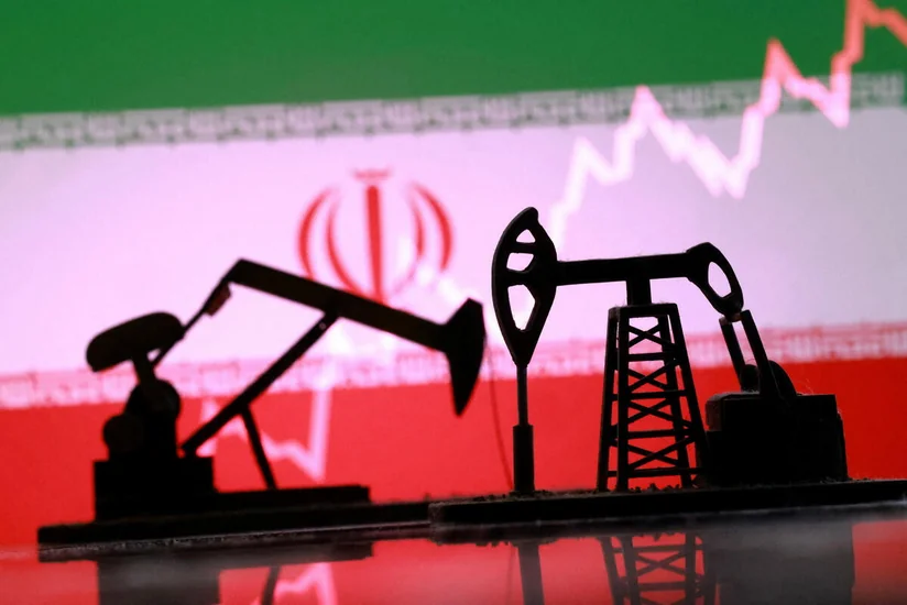 Bloomberg: Yaxın Şərqdəki müharibə səbəbindən qlobal neft ehtiyatları sürətlə tükənir