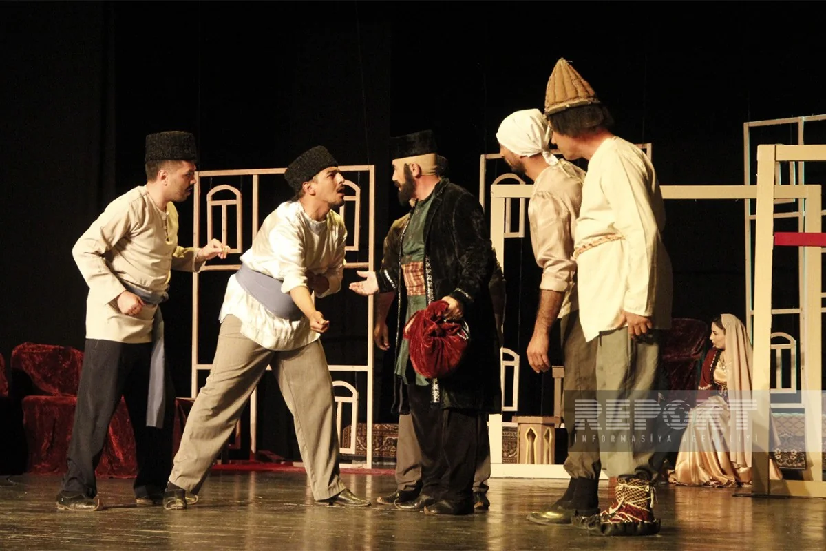 Naxçıvanda Şərqin qapısı teatr festivalı yekunlaşıb
