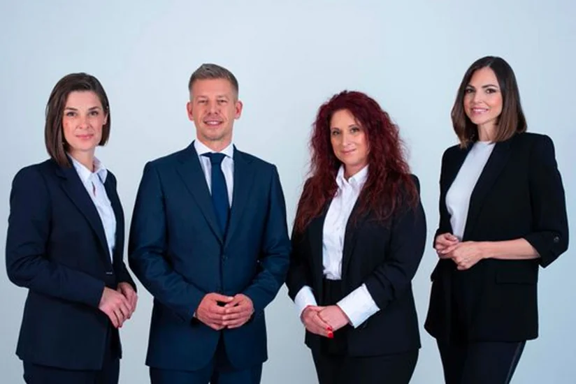 Madyar eyni anda üç teleaparıcını hökumət sözçüsü təyin edib