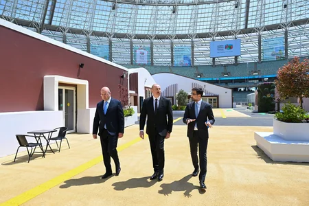 İlham Əliyev Bakı Olimpiya Stadionunun ərazisində WUF13 ilə bağlı görülən işlərlə tanış olub
