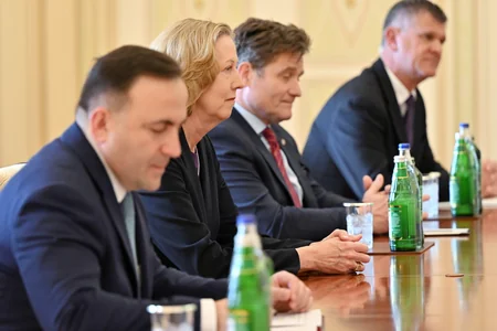 President Ilham Aliyev receives Chief Executive Officer of bp