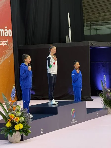 Azərbaycan bədii gimnastları beynəlxalq turnirdə üç medal qazanıblar