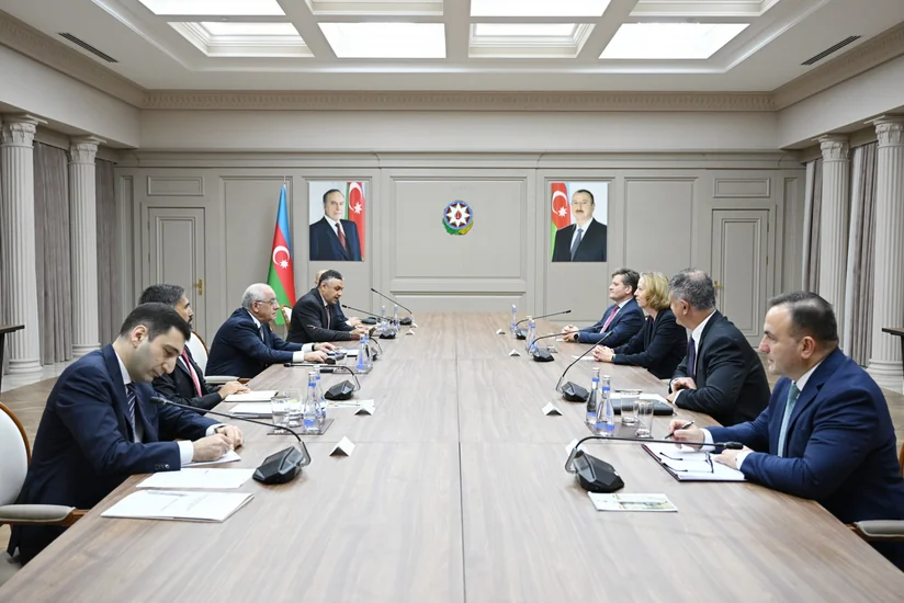 Azerbaijani PM meets BP delegation led by CEO Meg O'Neill