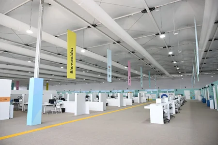İlham Əliyev Bakı Olimpiya Stadionunun ərazisində WUF13 ilə bağlı görülən işlərlə tanış olub