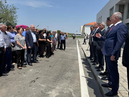 Köç karvanı Cəbrayılın Şükürbəyli kəndinə çatıb, açarlar təqdim edilib - YENİLƏNİB-2