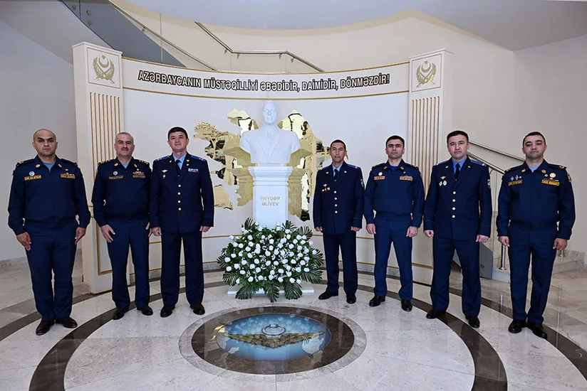 Азербайджан и Узбекистан обсудили развитие взаимодействия в военной авиации