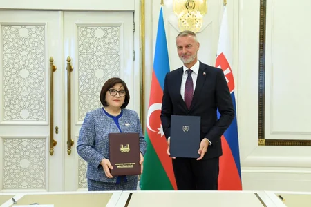 Parliaments of Azerbaijan, Slovakia ink MoU