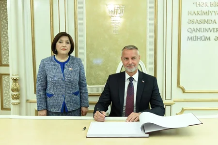 Parliaments of Azerbaijan, Slovakia ink MoU