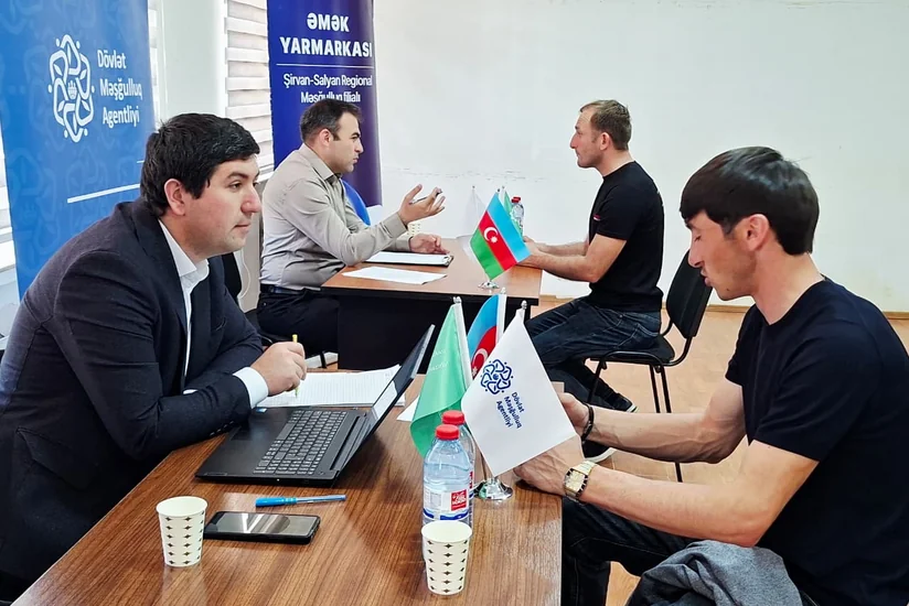 Biləsuvarda növbəti əmək yarmarkası keçirilib