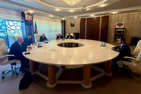 Energetika naziri Neftçalada vətəndaşları qəbul edib