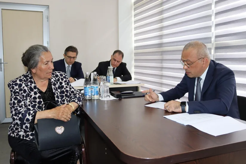Zaur Mikayılov Naftalanda vətəndaşlarla görüşüb