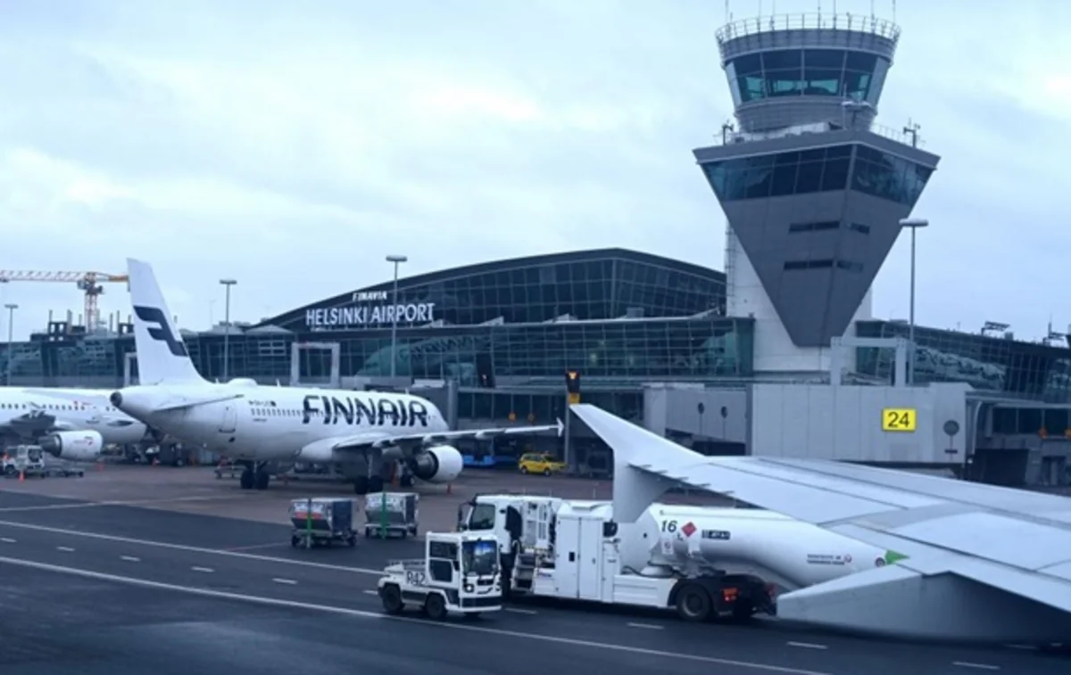 Şübhəli dron fəaliyyəti səbəbindən Helsinki hava limanı müvəqqəti bağlanıb