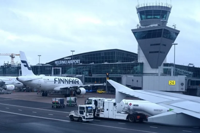 Şübhəli dron fəaliyyəti səbəbindən Helsinki hava limanı müvəqqəti bağlanıb