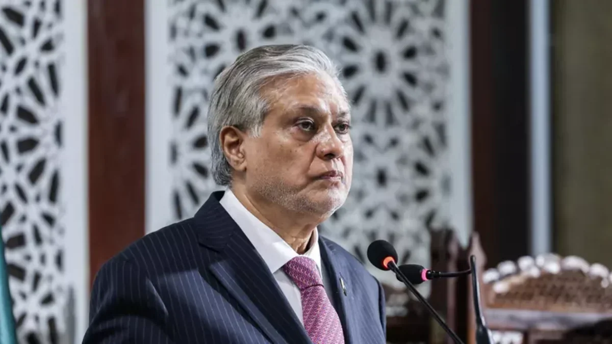 İshaq Dar: Pakistan ABŞ tərəfindən saxlanılan gəmilərdən 11 vətəndaşını geri qaytarıb