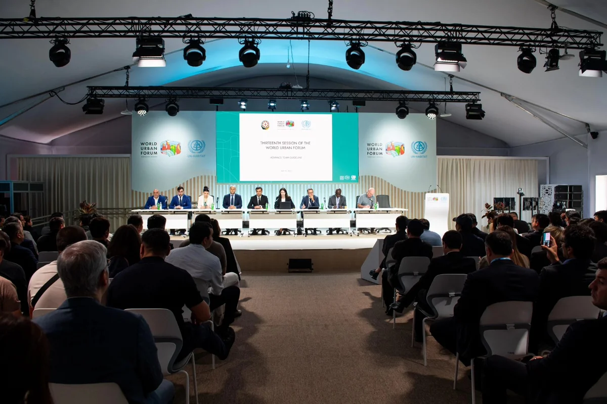 Briefing on WUF13 held for foreign diplomats in Baku