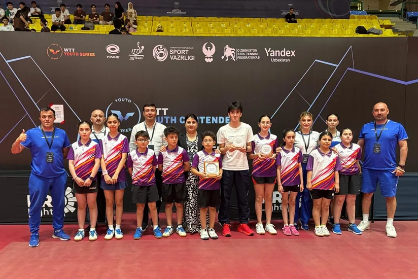 Azərbaycanın stolüstü tennisçiləri beynəlxalq yarışda üç medal qazanıblar