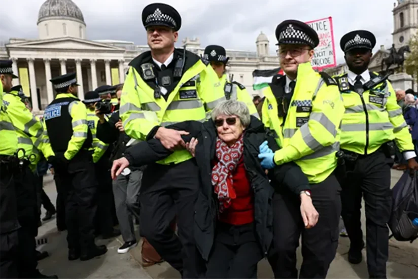 Londonda iki etiraz aksiyasında 31 nəfər saxlanılıb