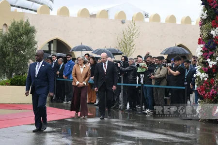 Official flag-raising ceremony held at WUF13