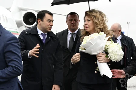 Bolqarıstan Prezidenti İliyana Yotova Azərbaycana səfərə gəlib