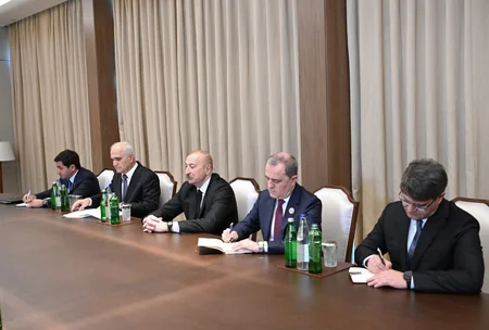 İlham Əliyev Çin Dövlət Şurasının Baş nazirinin müavinini qəbul edib