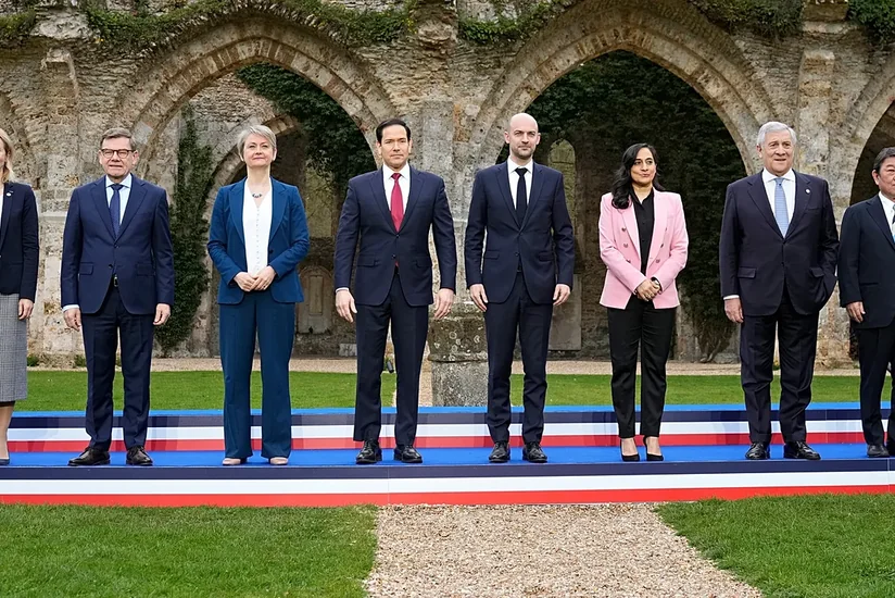 Клингбайль: G7 должна обсудить пути прекращения войны вокруг Ирана