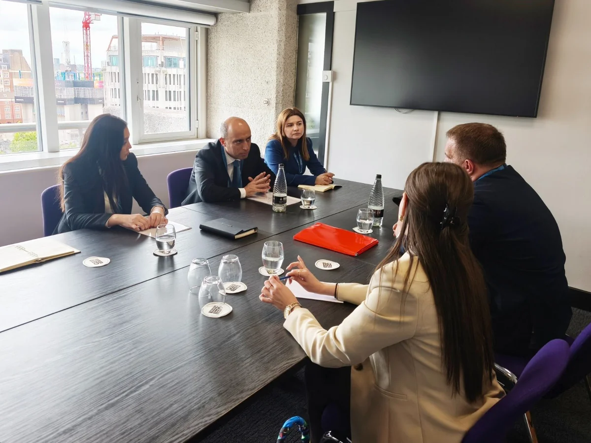 Azerbaijan, Serbia discuss education cooperation