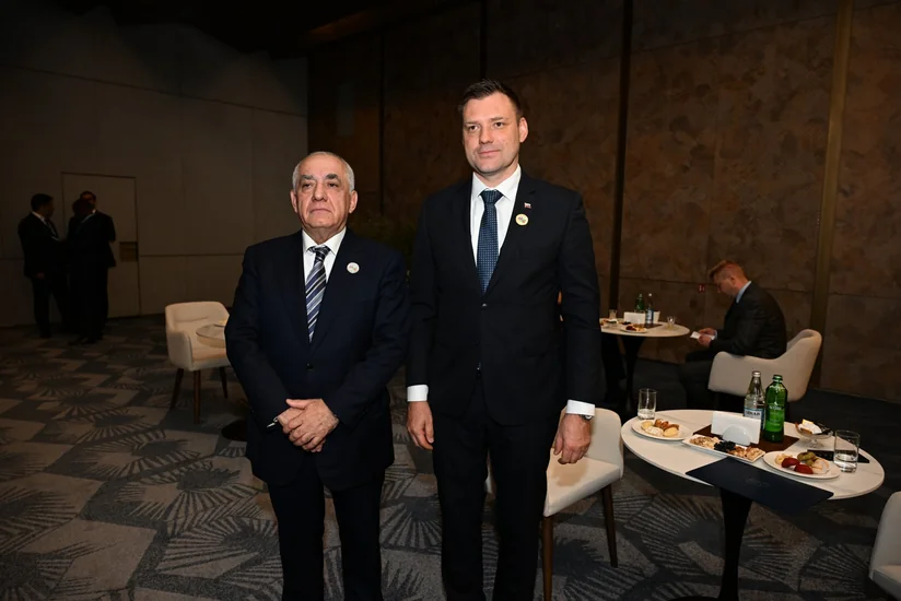 Azerbaijan PM holds meetings on sidelines of WUF13