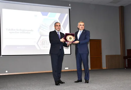 Vəkillər Kollegiyasının nümayəndə heyəti Qarabağ Universitetində olub
