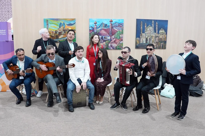 DOST İnklüziv İnkişaf və Yaradıcılıq Mərkəzinin istedadları WUF13 Urban Expo sərgi məkanında konsert proqramı ilə çıxış edib
