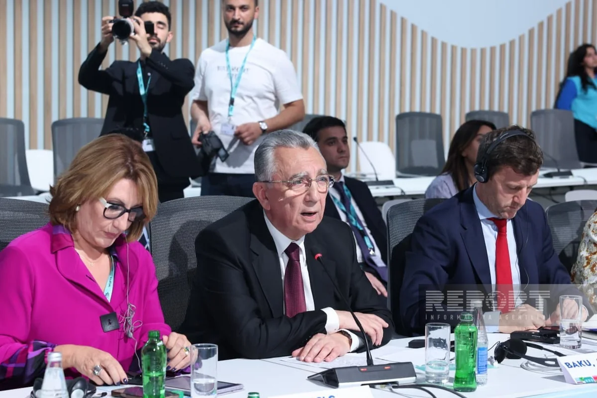 Eldar Əzizov: Son 20 ildə Bakıya təxminən 180 milyard manat investisiya yatırılıb