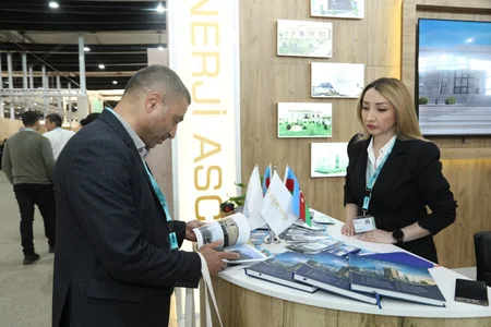 Azerenerji and Azerishiq present two key publications at WUF13