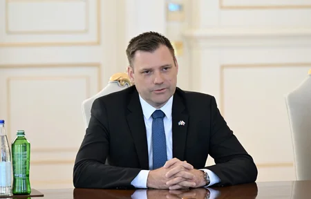 İlham Əliyev Slovakiya Baş nazirinin müavinini qəbul edib