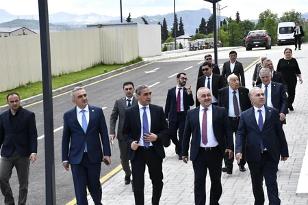Vəkillər Kollegiyasının nümayəndə heyəti Qarabağ Universitetində olub