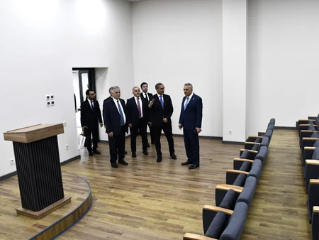 Vəkillər Kollegiyasının nümayəndə heyəti Qarabağ Universitetində olub