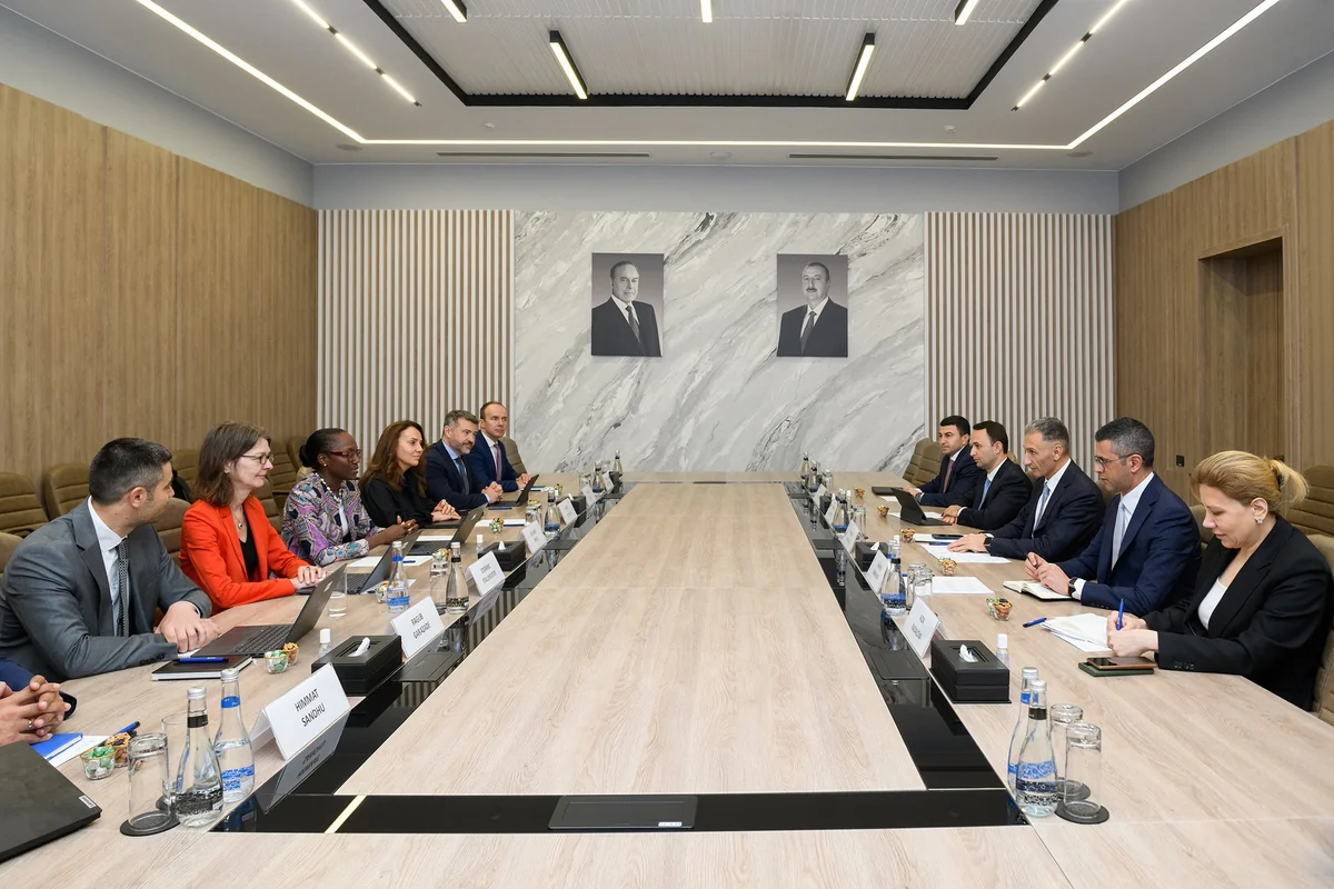 Azerbaijan, World Bank discuss boosting Middle Corridor capacity