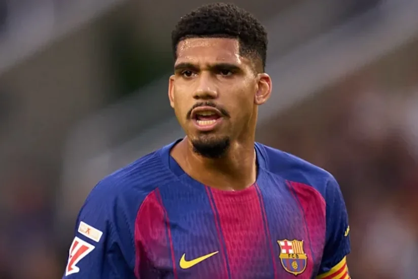 İnter Barselonanın futbolçusu Ronald Arauxonu heyətinə qatmaq istəyir